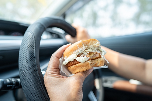 distracted driving can cause severe car accidents
